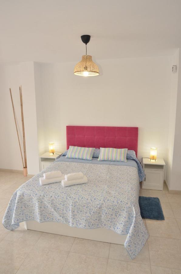 Habitacion Grande Con Terraza Privada, Malaga Centro Dış mekan fotoğraf