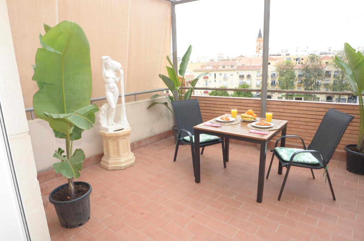 Habitacion Grande Con Terraza Privada, Malaga Centro Dış mekan fotoğraf
